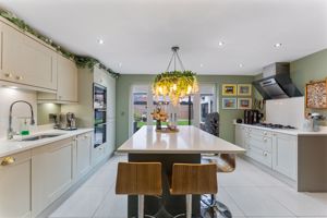 Family Kitchen- click for photo gallery